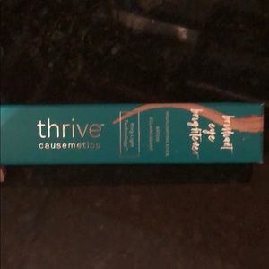 Thrive Causemetics Highlighting Stick